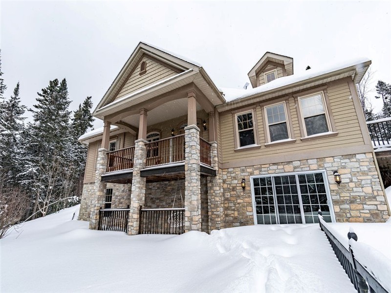 Luxe Absolu au Bord du Lac | Château Val-des-Lacs