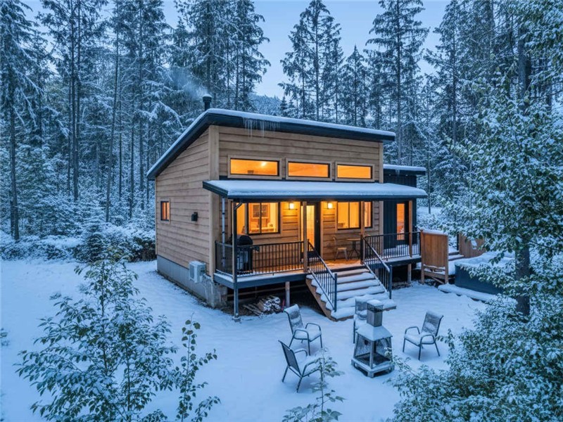 Spa, Sauna & Riverside | Le P'tit Cool Des Bois