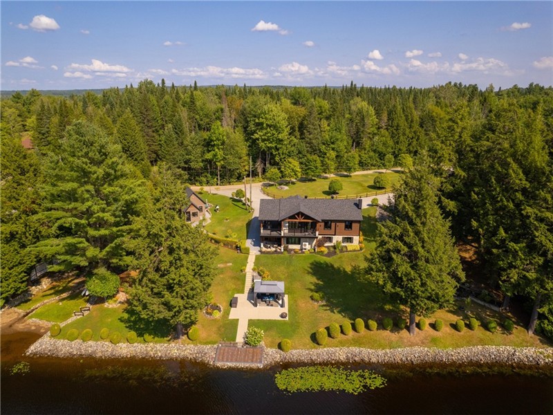 Domaine de la Rive Enchantée