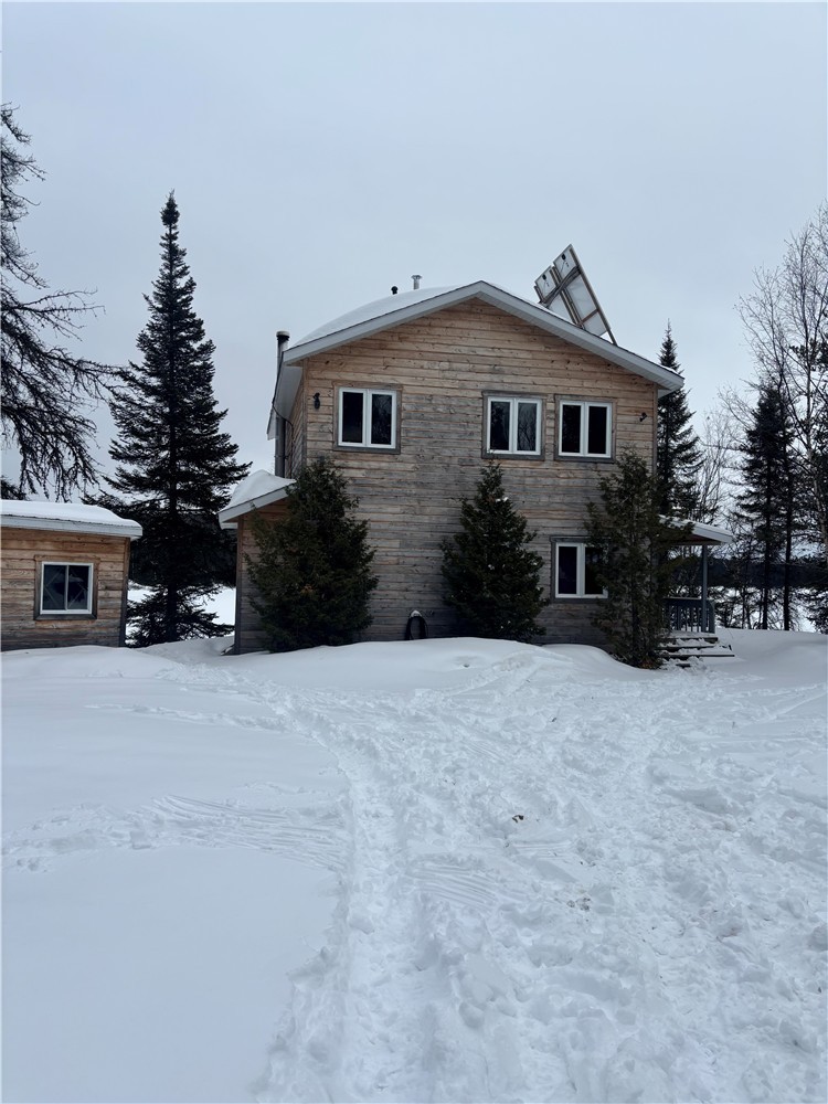 Chalet bord de l'eau