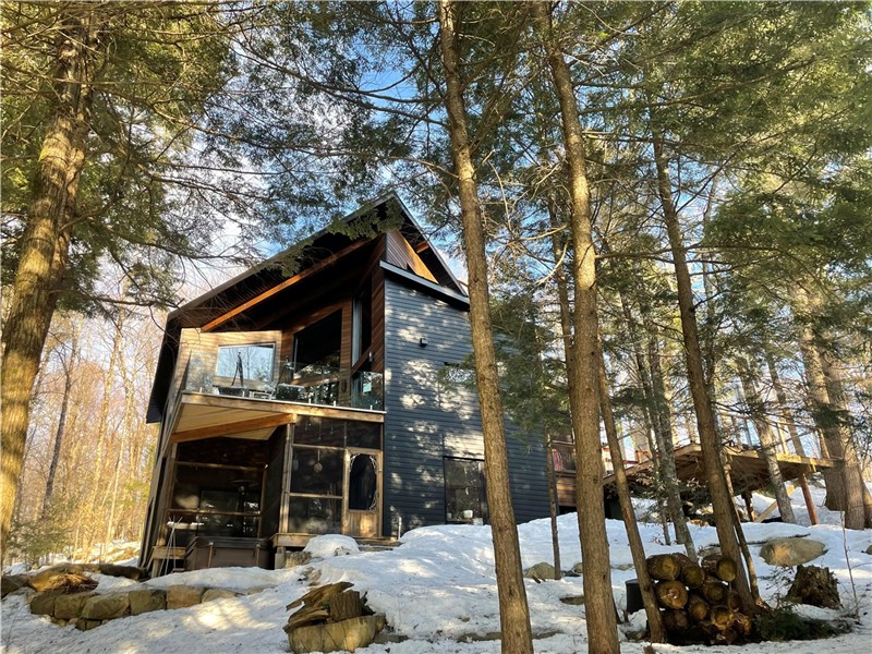 Waterfront Cottage in Gore