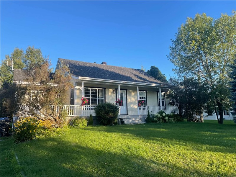 Maison familiale prêt de la rivière Bonaventure