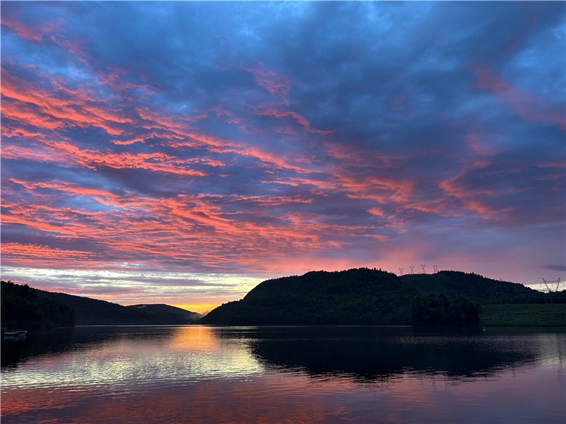 Chalet le Brunello - bord de l'eau - quai privé - location 31 jours et +