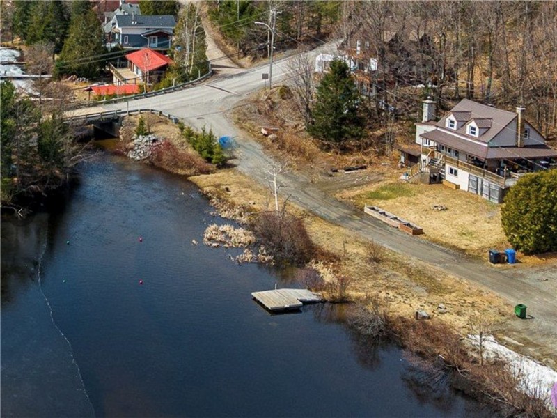 Le Conviviale–Waterfront, Spa, Fireplace & View!