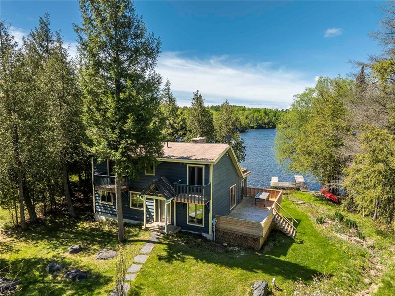Cottage on Lake Memphremagog