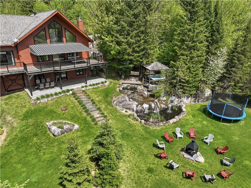 Spa & pool Access | Refuge au fil des saisons
