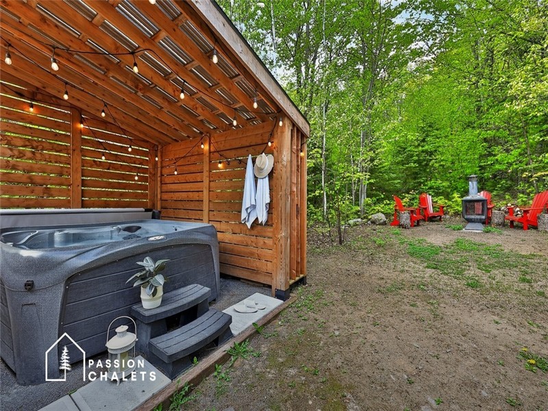 * PASSION CHALETS * | PARENTHÈSE BORÉALE | ACCÈS PARTAGÉ RIVIÈRE - QUAI - KAYAK - SPA - BBQ - FOYERS