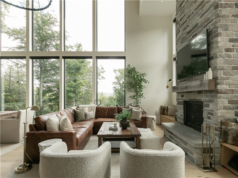 Kicking Horse | Ski-in Ski-out • Spa Privé • Foyer au Bois