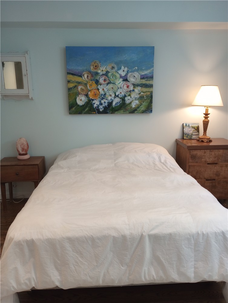 Studio à Morin-Heights tout inclus :  1 grande chambre 1 salle de bain cuisinette