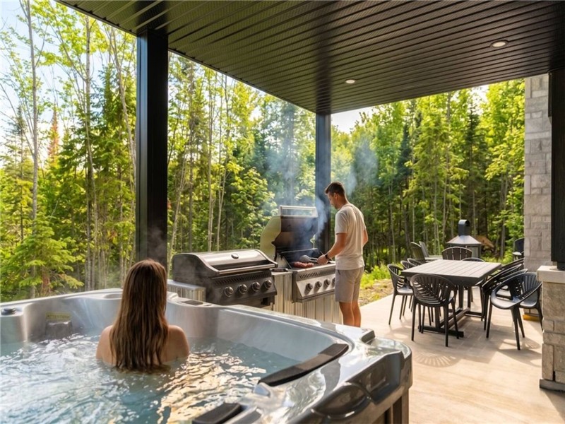 Vitalité | Private Spa, Sauna, Pool table & Games