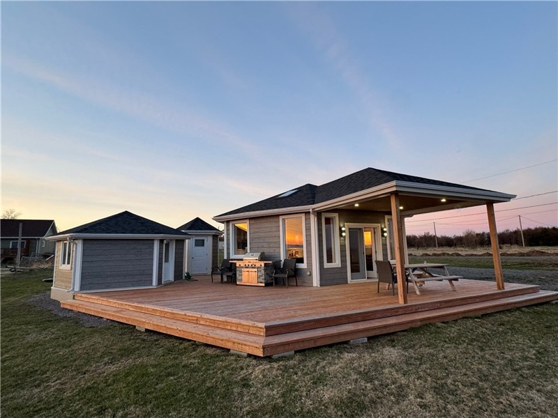 Waterfront & breathtaking view | Chalet du Phare