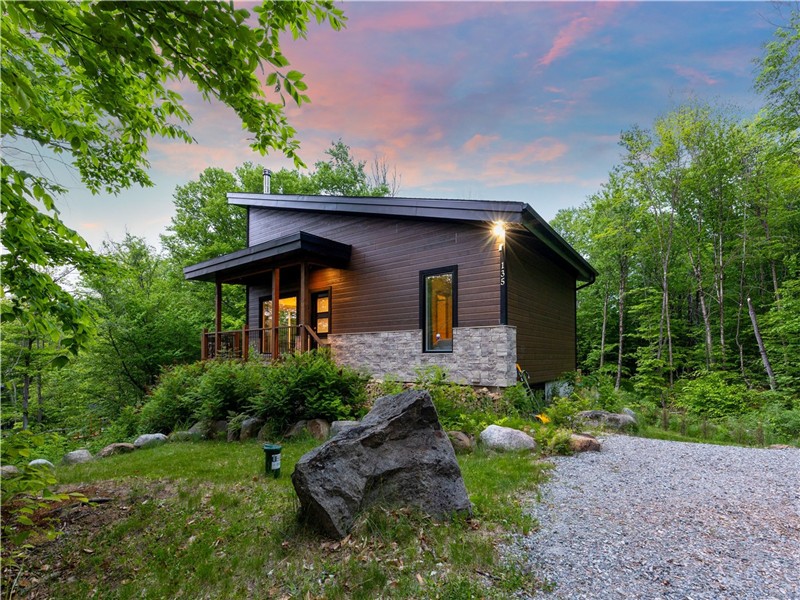 Chaleureux chalet à Lac Supérieur (Mont Tremblant)