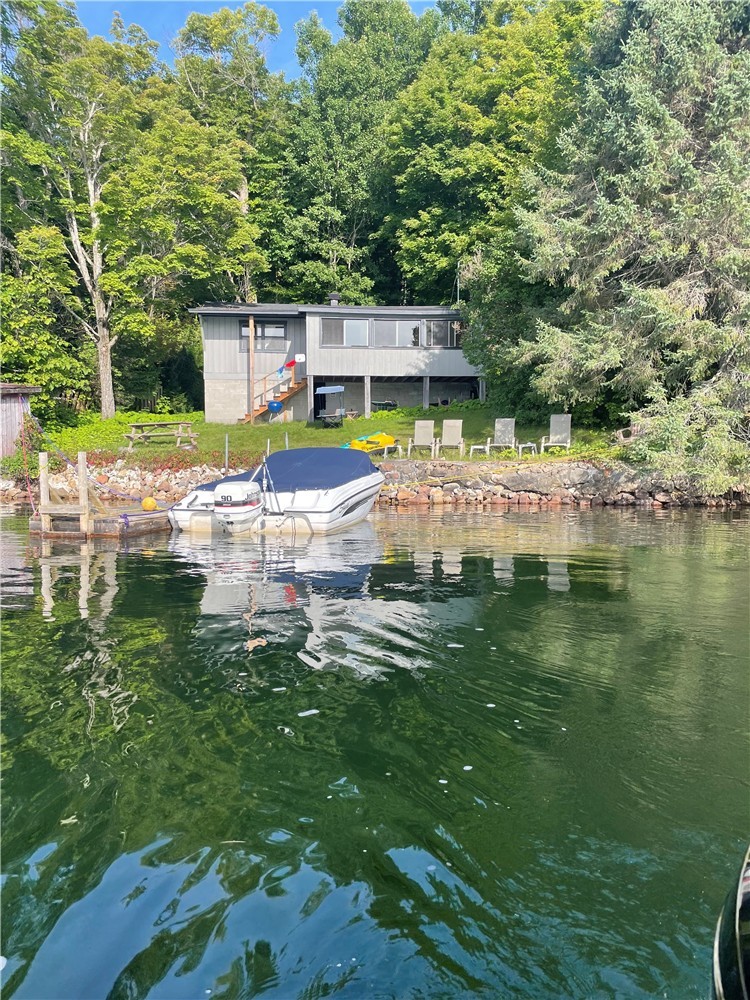 LAC LOUISA WATERFRONT,CLASSIC, RUSTIC 2027 SEASON