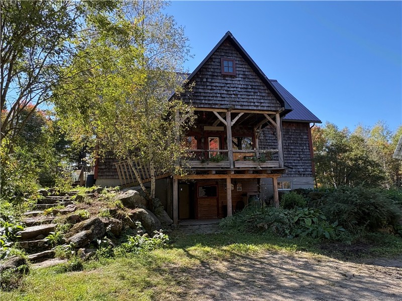 Fab & Julie Chalet - Saint Paulin