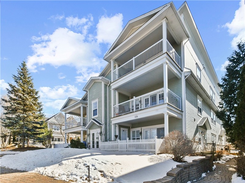 Condos des Versants avec piscine et spa