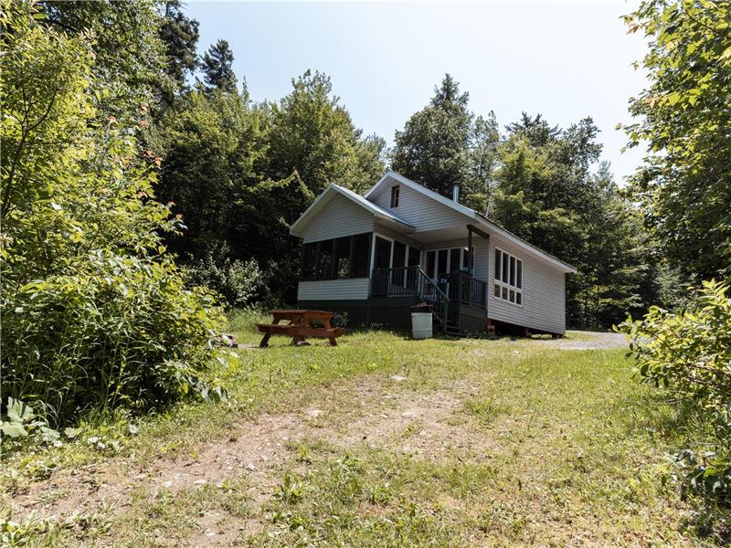 Chalet du Lac Caribou - Indisponible de novembre à mai