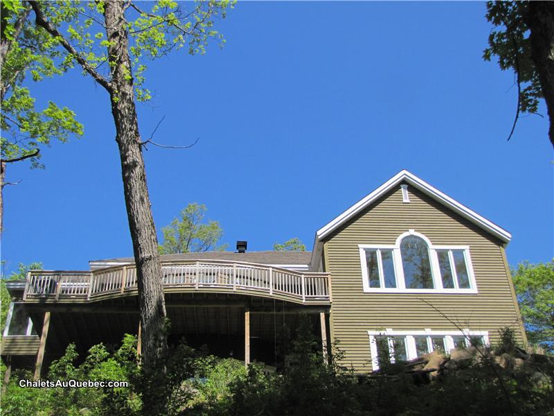 Bord de lac paisible - Oasis du Sahara - 25 minutes de St-Sauveur