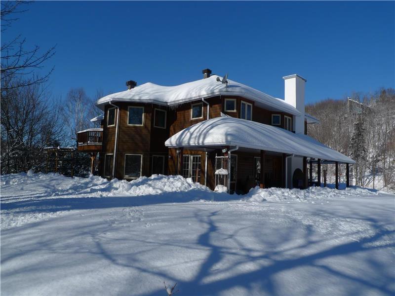 Paradise with lake access in St.Sauveur