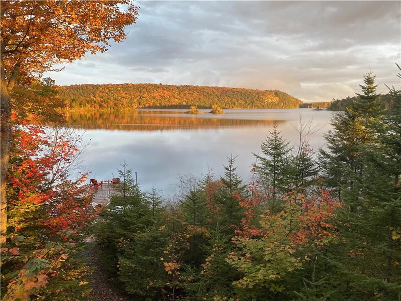 Chalet au lac Carillon