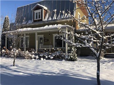 Chalet les Mains Tisses , Saguenay