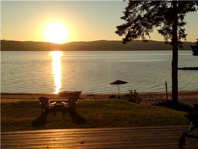 Chalet Beach House - Bord de l'eau / Plage de sable / Couch de soleil poustouflante