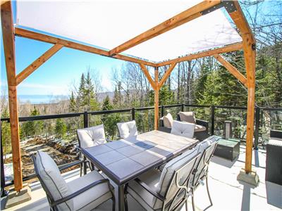Iko-Luxueux chalet avec spa et vue sur le fleuve - quipe de gestion et d'entretien professionnelle
