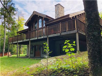Chalet Chinook 2 Mont-Tremblant - Lakefront log cottage, 16 people and private Spa(Lac aux bleuets)