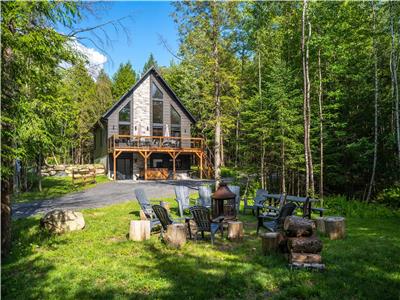 Chalet nature Owls head With hot tub and fire place