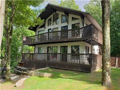 Mount Sutton Swiss Chalet with 3 condo units of 2, 3 and 4 bedrooms