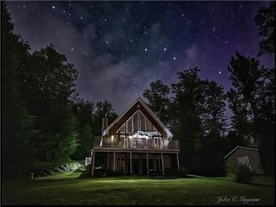 Chalet Lac Poirier - with Bell High Speed Internet