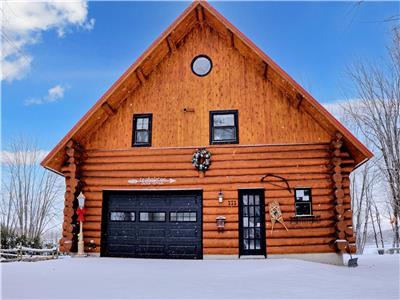 Le chalet en bois rond