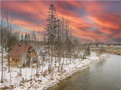 Chalet Le Brivaj - Bord par une rivire