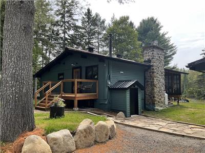 Cottage for rent in Val David