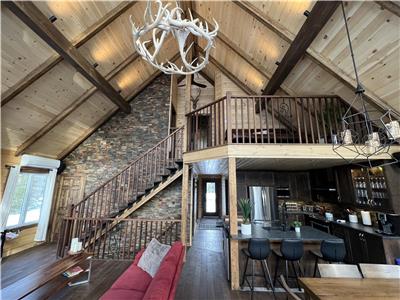 Luxurious Chalet le Boreal 131 - Spa / Pool table / Fireplaces / waterside
