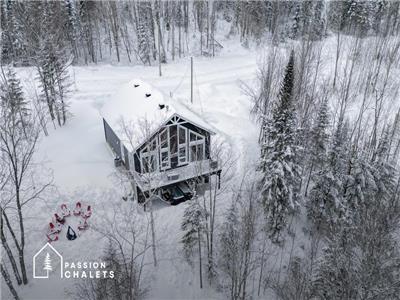 PASSION CHALETS | LANIAKEA | SPA - LAKE ACCESS - GAME TABLES - ARCADES - JUKEBOX - FIREPLACES - SKI