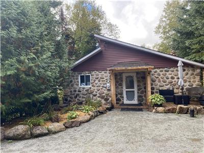 Chalet Relaxant sur Lac Fort