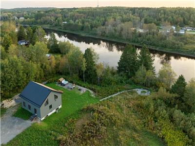 Domaine Batiscan spa and sauna