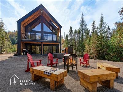 * PASSION CHALETS * | CHALET LE LOUP | SPA - SAUNA - SCANDINAVIAN - FIREPLACES - ARCADE GAMES - SKI