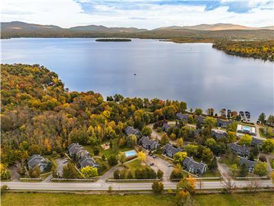 Condo au Lac Brome Ski Bromont/Sutton