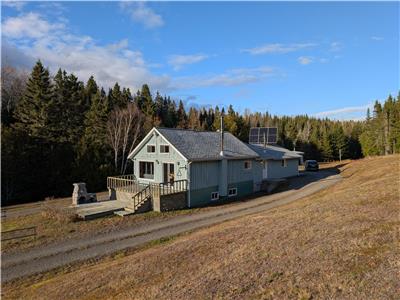 Chalet autonome Saint-Alphonse-de -Caplan, Baie des Chaleur