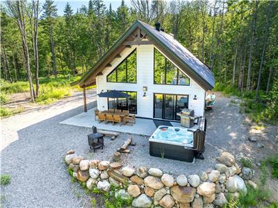 Le Stuga | Spa, Hammam et Lac