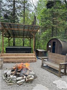 Le Coquelicot Spa&Sauna Chalet rustique au bord de l'eau