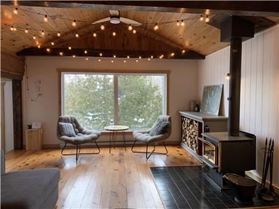 * PASSION CHALETS * | LE PAVILLON NORD | BORD LAC TAUREAU - GRAND QUAI - EMBARCATIONS - BBQ - FOYER