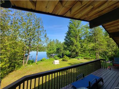 Chalet 3 saisons sur le lac Rhaume, 40 minutes du centre-ville d'Ottawa/Gatineau