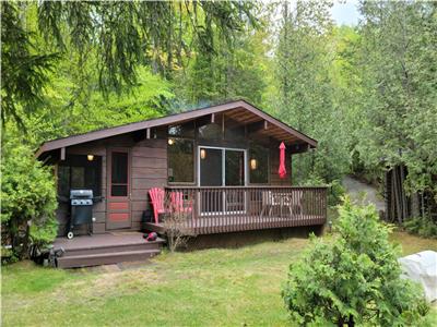 Chalet 3 saisons sur le lac Rhaume, 40 minutes du centre-ville d'Ottawa/Gatineau