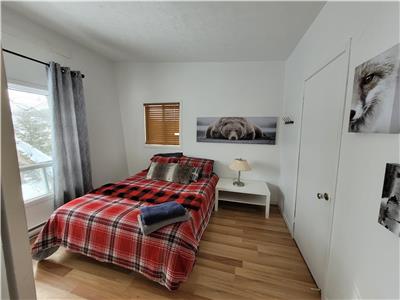 Sherbrooke , L'meraude sur la rive, chalet  louer
