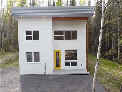 The Hauska - a Saguenay retreat