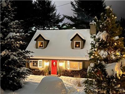 Cute and cozy cottage at the foot of Mont Habitant
