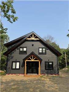 Le Chaman | Spa | Vue Sur Le Lac | Luxe & Nature Chalet à louer à Sainte-Émélie-de-l'Énergie , QC