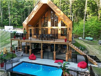 Havre des Cimes - Piscine 4 saisons, Spa & Sauna niché en Forêt!